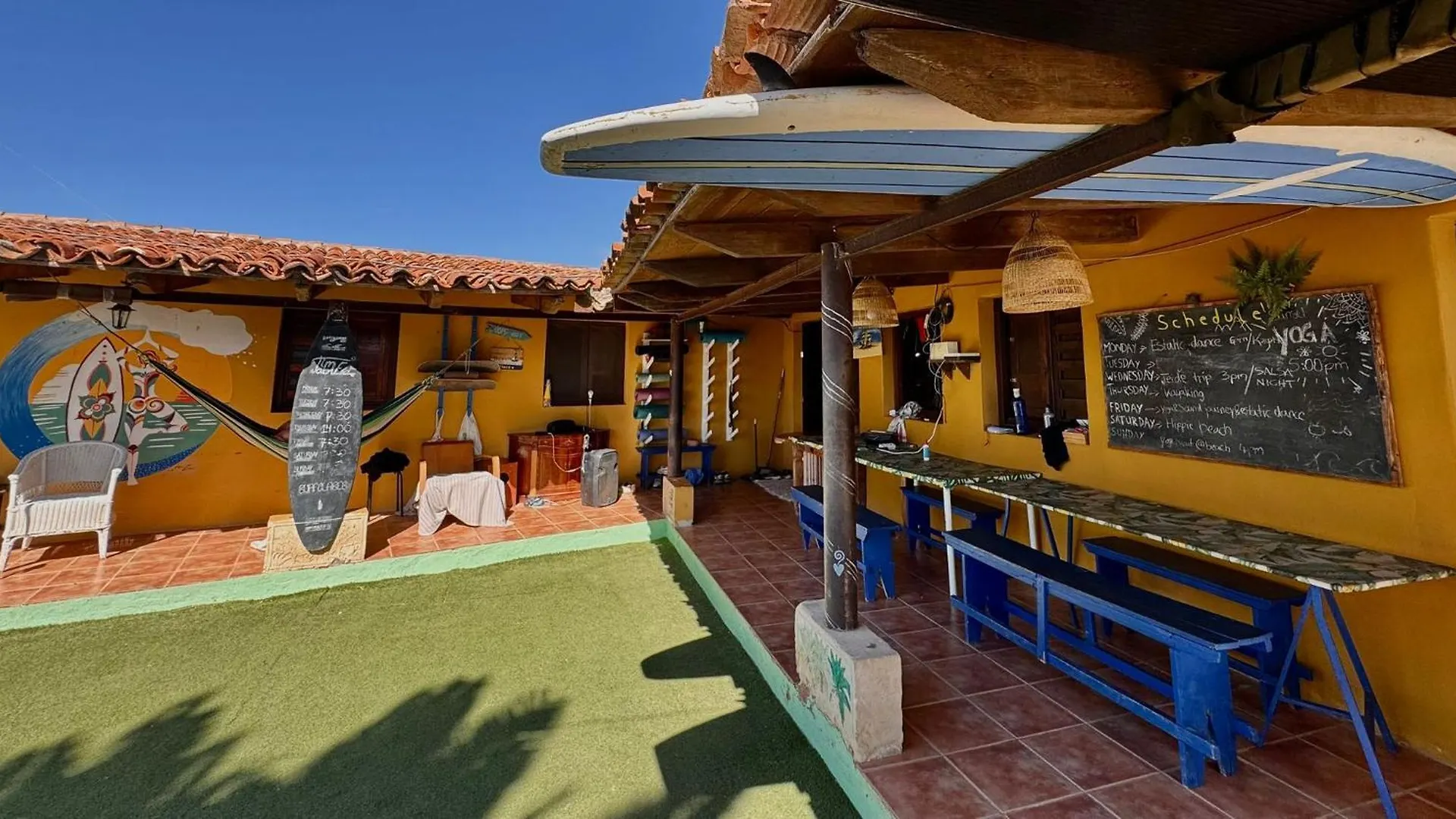** Hotel Adeje - Twinfin Hostel & Surf Yoga Camp España