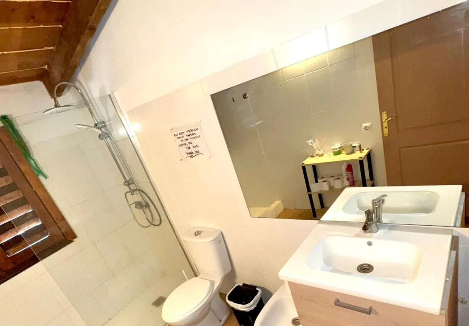Adeje - Twinfin Hostel & Surf Yoga Camp España