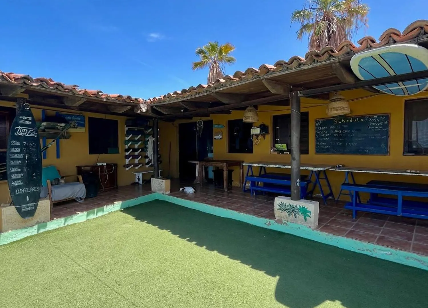 Adeje - Twinfin Hostel & Surf Yoga Camp 2*, Callao Salvaje